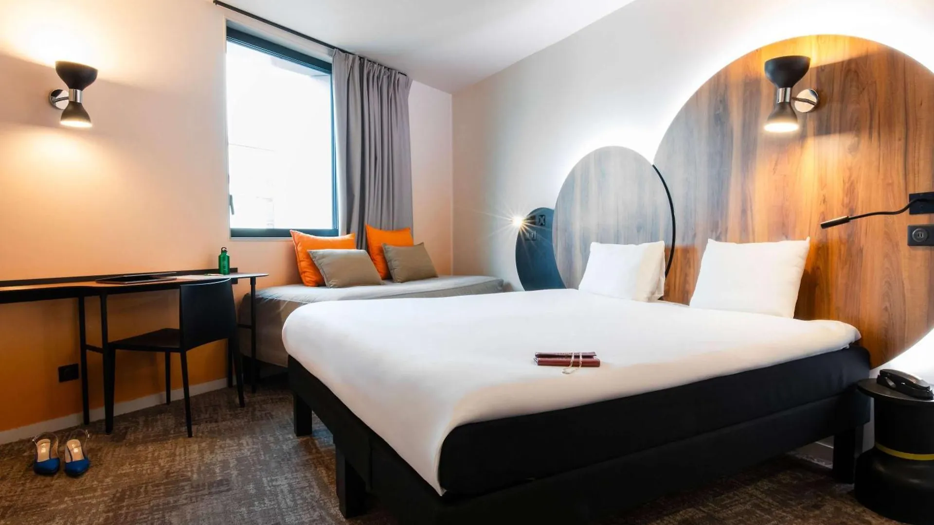 Ibis Styles Paris Meteor Avenue D'Italie Hotel