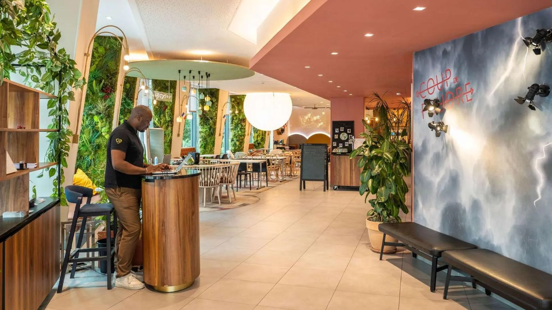 Ibis Styles Paris Meteor Avenue D'Italie Hotel