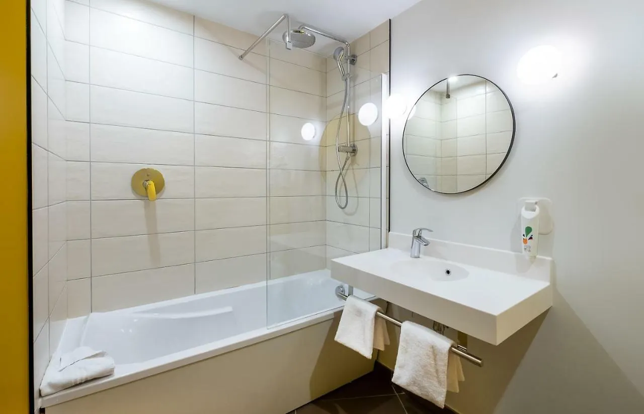 Ibis Styles Paris Meteor Avenue D'Italie Hotel 3*,  France