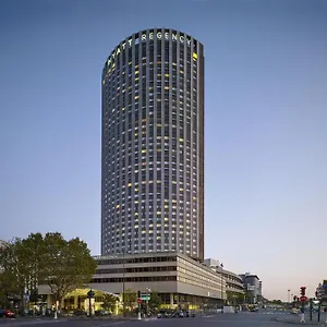 Hyatt Regency Etoile **** Paris
