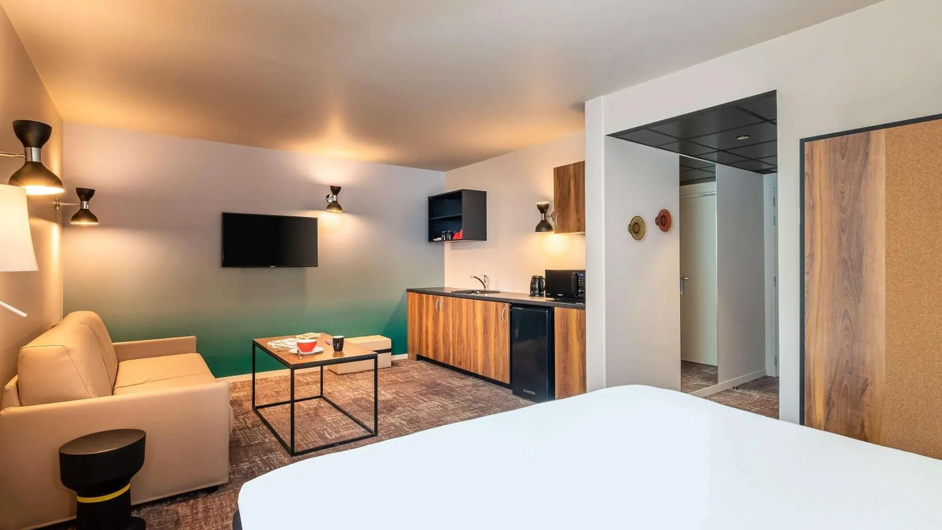 Ibis Styles Paris Meteor Avenue D'Italie Hotel 3*,  France