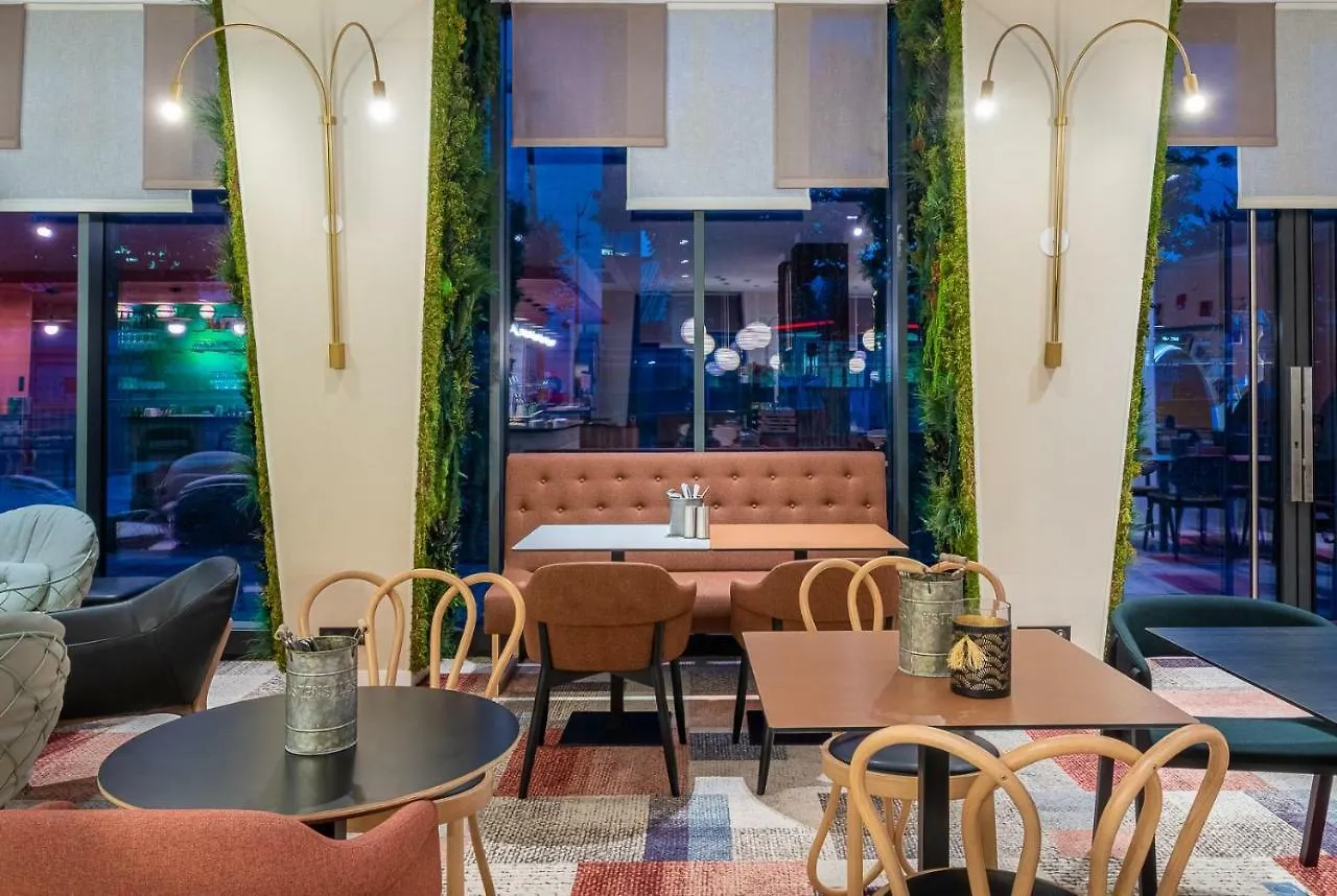 Hotel ibis Styles Paris Meteor Avenue d'Italie