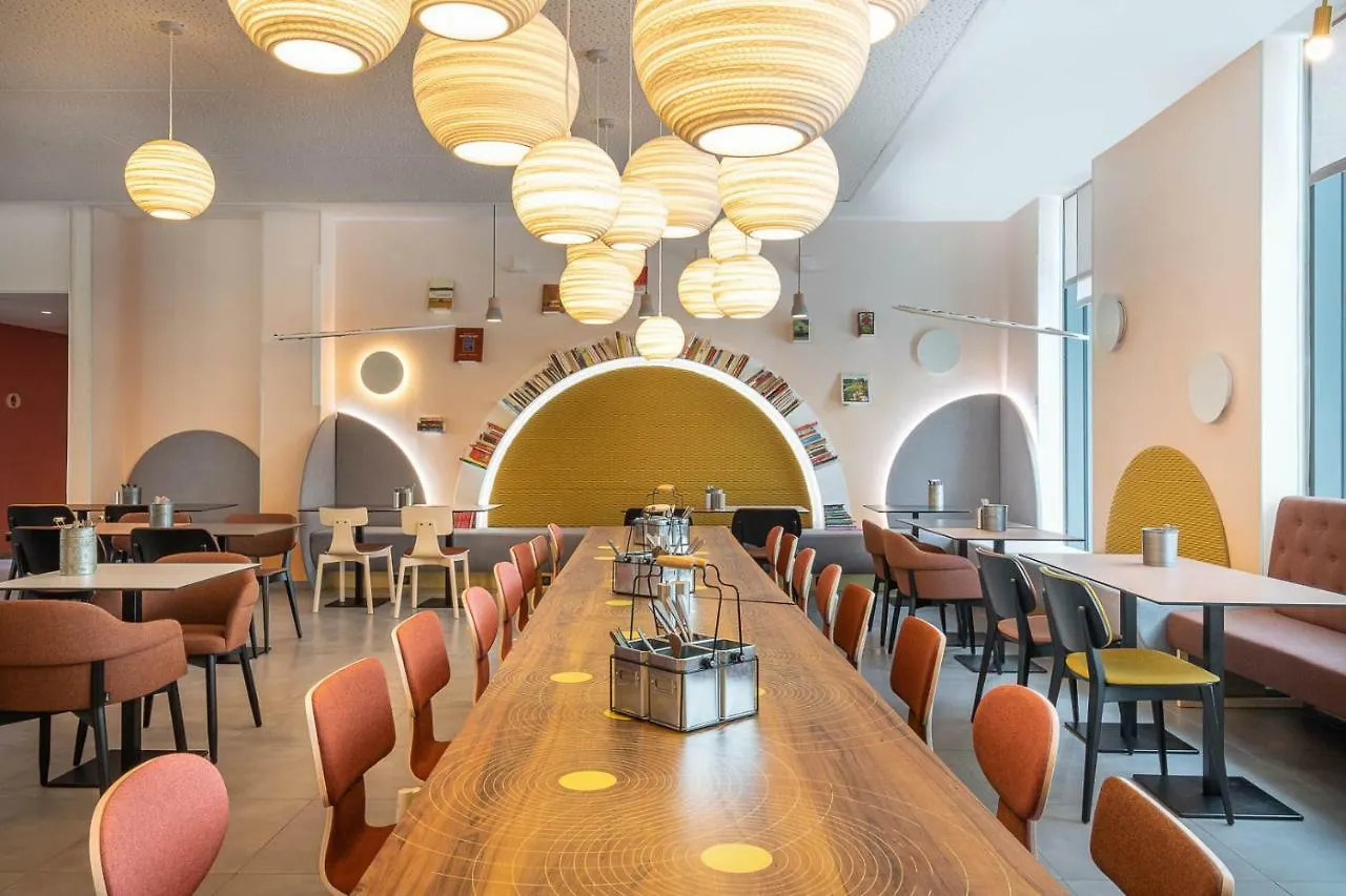 Hotel ibis Styles Paris Meteor Avenue d'Italie
